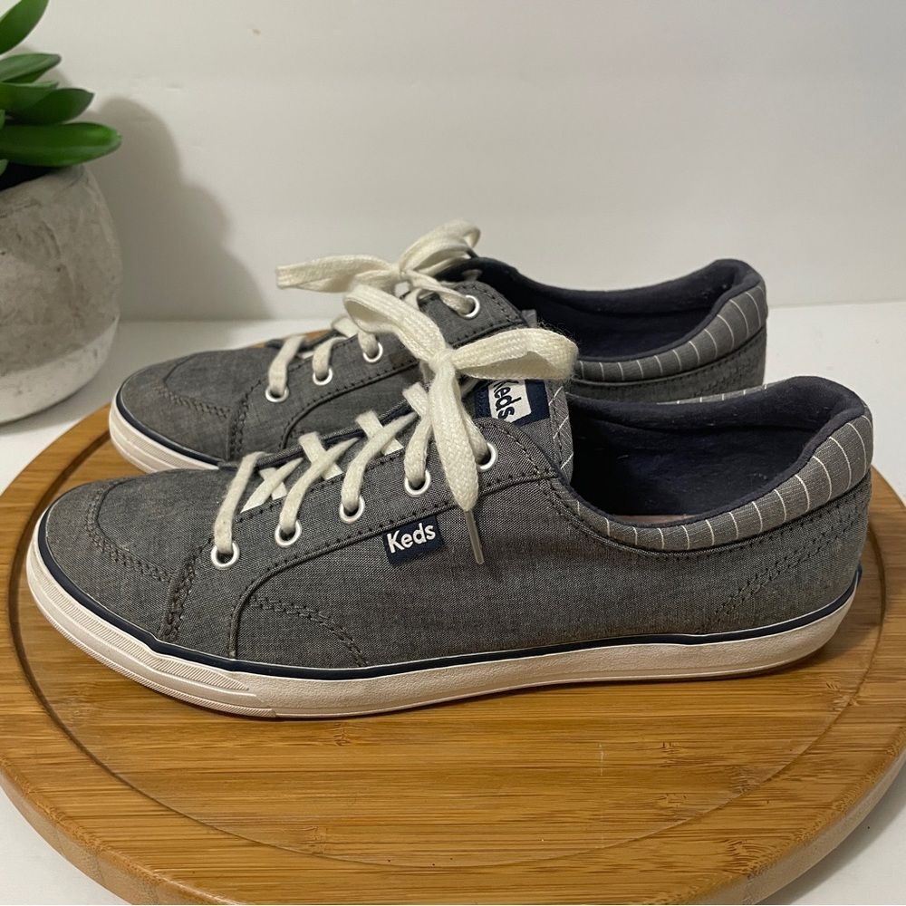 Keds Grey Low Top Casual Sneaker Women's 8 Comfort Trainer Professional Nursing